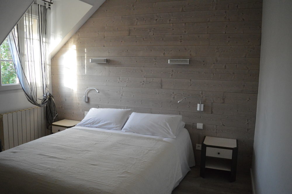 Logis Hotel "Ici M'Aime" Rouvray  Exterior foto