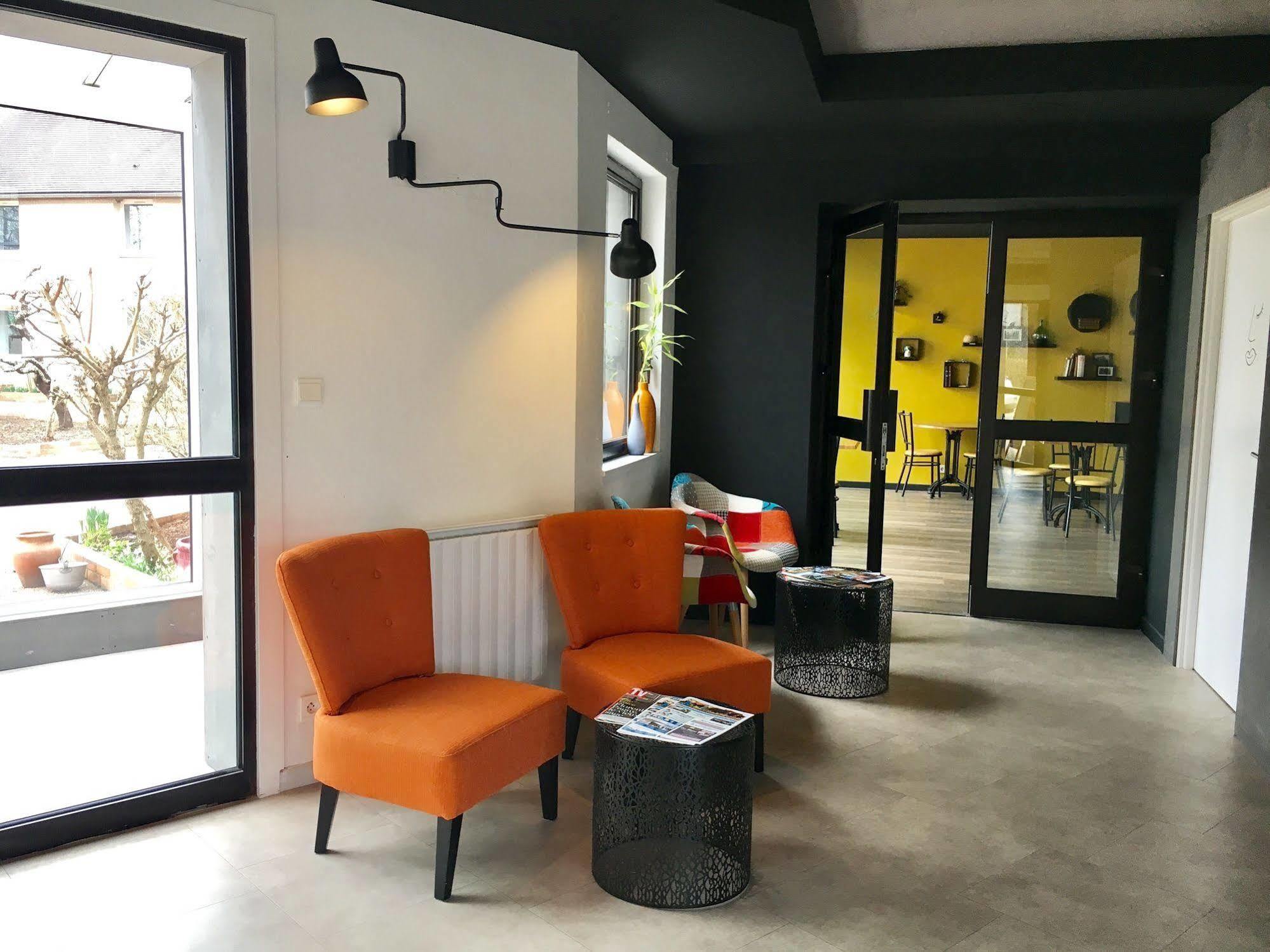 Logis Hotel "Ici M'Aime" Rouvray  Exterior foto